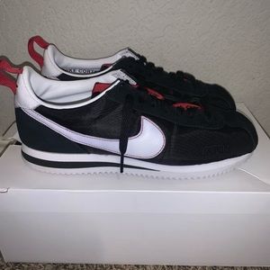 Kendrick Lamar Nike Cortez Kenny 3